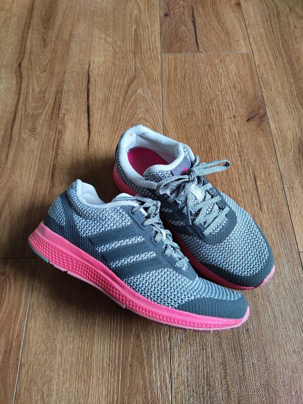 Adidas Bounce Running Shoes - Size 6